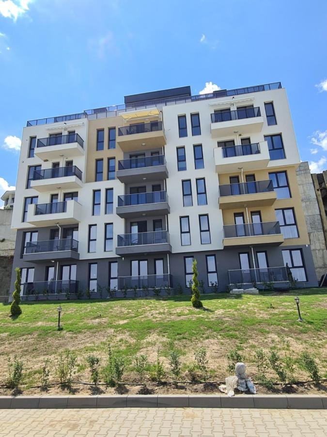 Gold Beach Apart Obzor Exterior photo